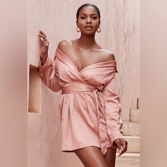 House of CB Dresses & Skirts - NWT HOUSE OF CB | Mena Dress in rose' pink size Small